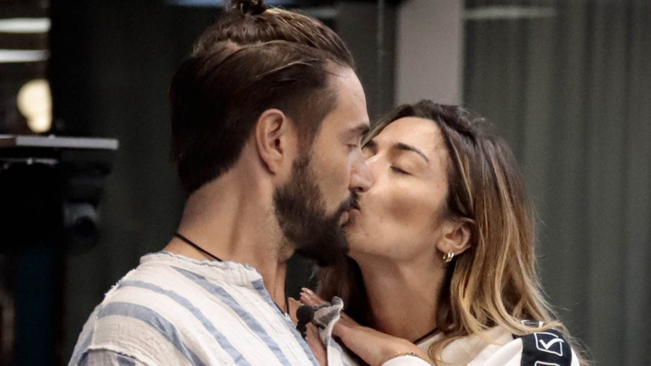 Alex Belli parla del bacio con Soleil