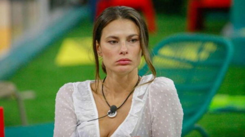 Dayane Mello: Le Iene volano in Brasile per tirarla fuori da La Fazenda preview