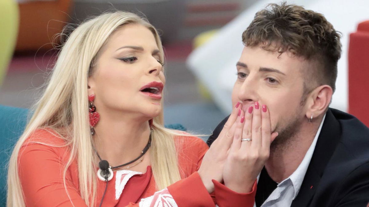 Francesca Cipriani fa una rivelazione sul suo fidanzato: “Quello che mi ha detto in privato” article-post