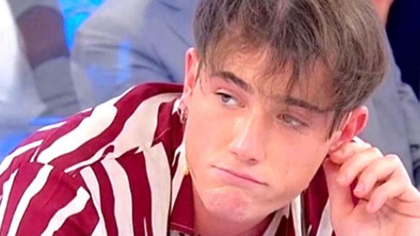 Joele rompe il silenzio su Instagram: “Sono stato messo in difficoltà per fare ascolti” preview