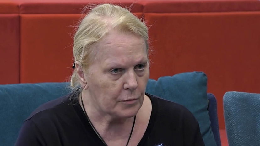 Katia Ricciarelli si scaglia contro Miriana per la notte con Nicola: “Gatta morta, a casa ha un figlio” preview