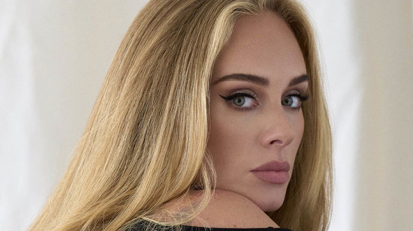 Record storici per Adele: Easy On Me è la canzone più ascoltata nelle prime 24 ore su Amazon e Spotify preview