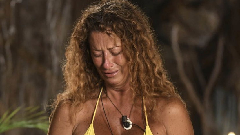 Valentina Persia delusa dagli ex naufraghi: “Li ho invitati al mio compleanno, ma non sono venuti” preview