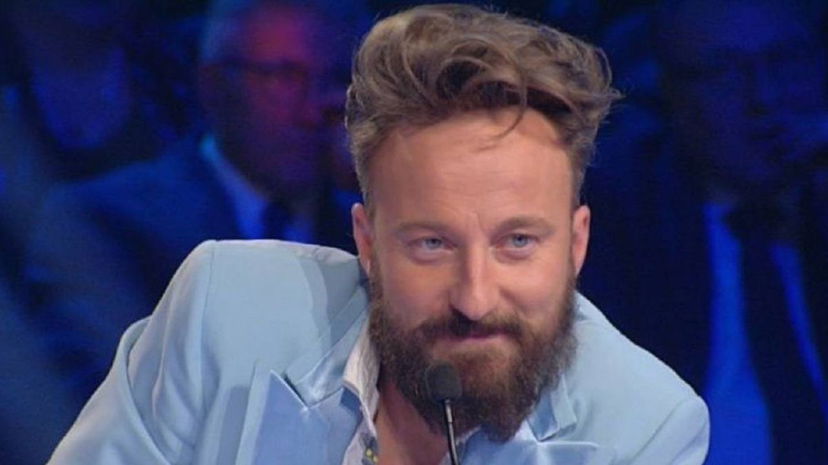 Francesco Facchinetti picchiato da Conor McGregor, Benji Mascolo interviene: “Ecco cosa è successo” preview