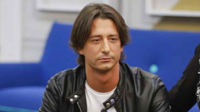 Francesco Oppini chiede scusa a Maria Sofia Pia Federico de Il Collegio, che replica preview