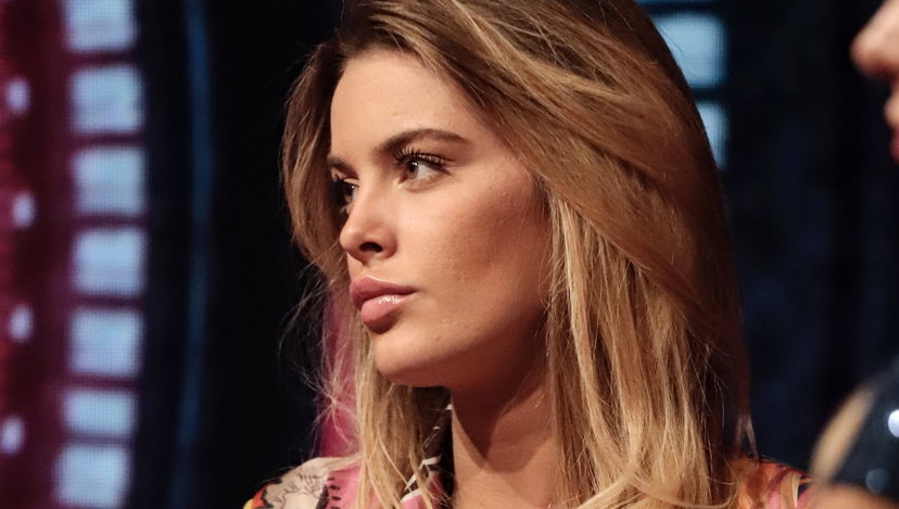 Greta (l’ex di Gianmaria) sarebbe gestita da Corona: Sophie lo scopre per caso notando un dettaglio preview