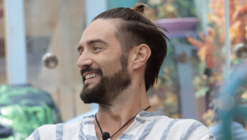 Alex Belli e la frase su Manuel Bortuzzo, interviene la famiglia: “Alex ha un fratello disabile” preview