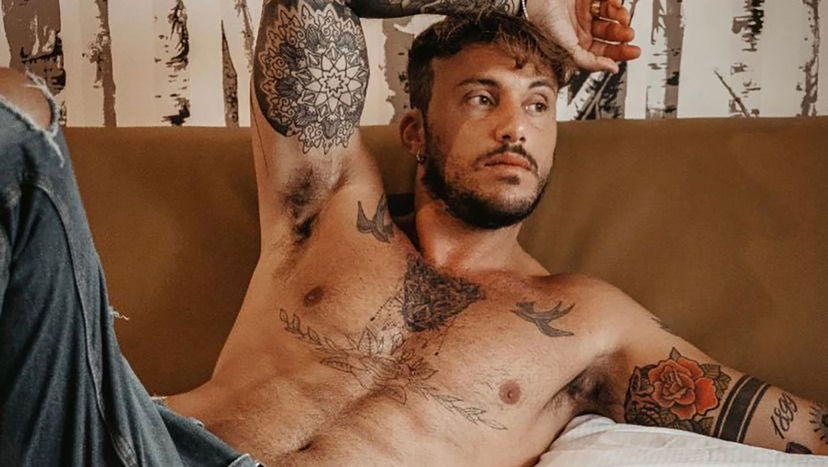 Giulio Raselli verso il Grande Fratello Vip, con lui anche Giulia: lo spoiler preview