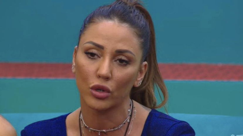 Selvaggia Roma si scaglia contro Soleil: “Triste e patetica”. preview