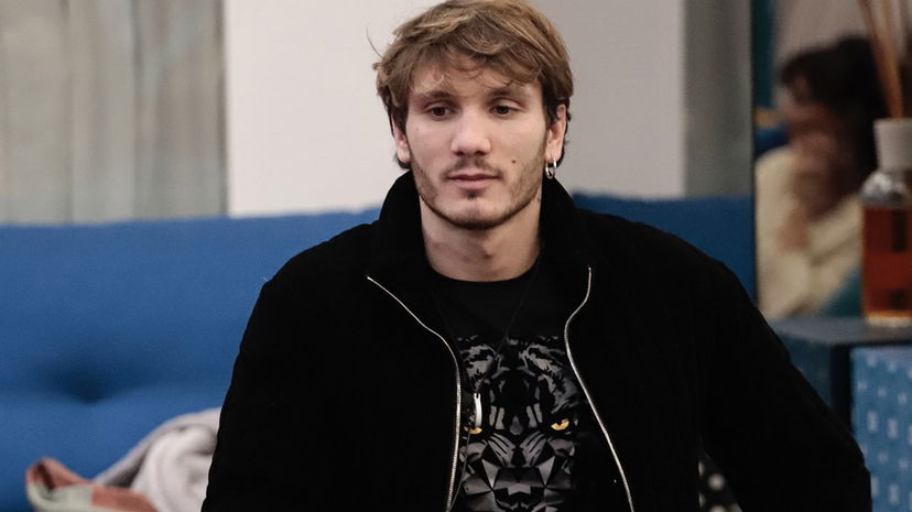 Manuel Bortuzzo a Jessica Selassié: “Voi tre vi dividono” preview