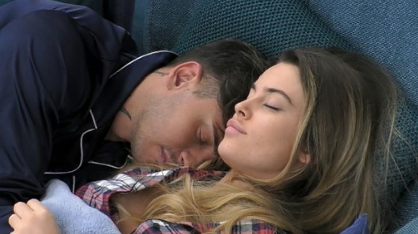 Alessandro Basciano e Sophie passano la notte insieme sotto le coperte, lei gli spiffera tutto di Jessica preview