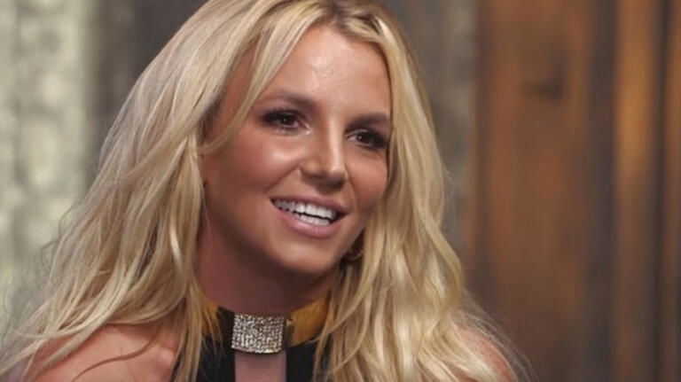 Britney Spears compie 40 anni: per il compleanno vola via con il futuro marito e scrive a Madonna Britney Spears compie 40 anni: per il compleanno vola via con il futuro marito e scrive a Madonna