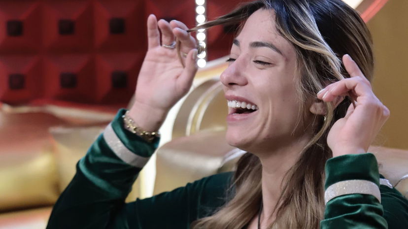 Soleil Sorge, ex naufraga contro di lei: “allontanata da diversi ristoranti, i suoi condomini hanno festeggiato quando se n’è andata” preview