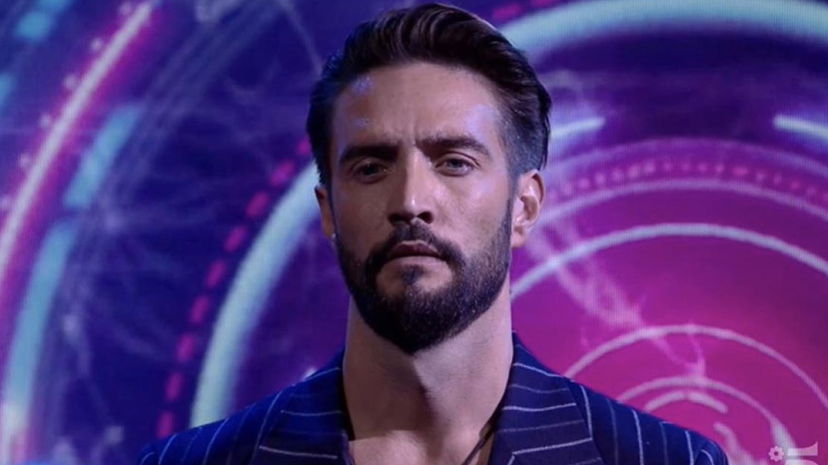 Valeria Marini e Katia attaccano Alex Belli: “Senza di lui stiamo meglio, ci soffocava e intossicava” preview