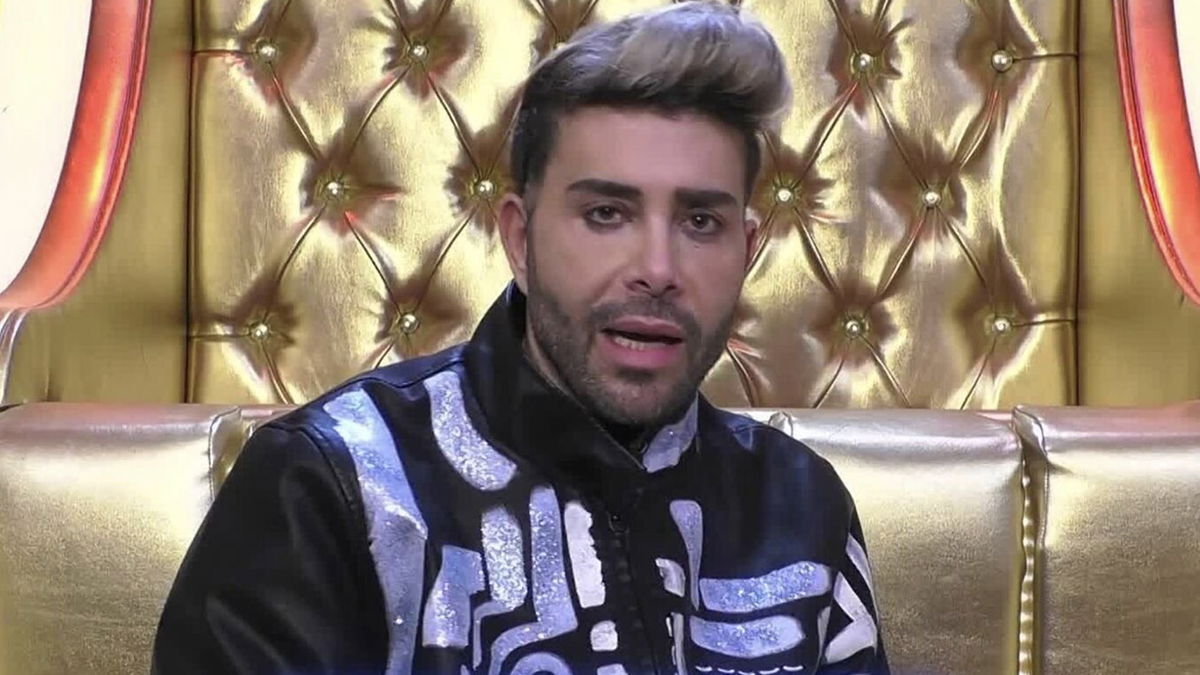 Giacomo Urtis rivela chi è l’etero curioso del GF Vip: “Senza telecamere con me avrebbe ceduto” article-post