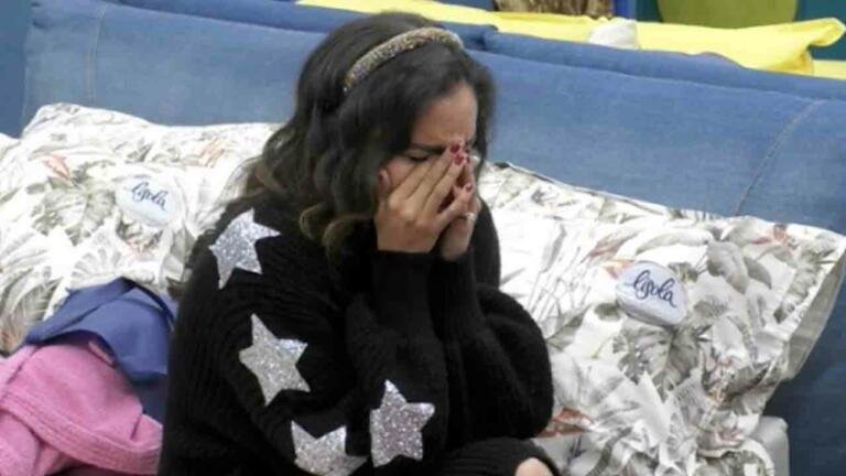 Jessica Selassié piange dopo la puntata, Alessandro Basciano la consola