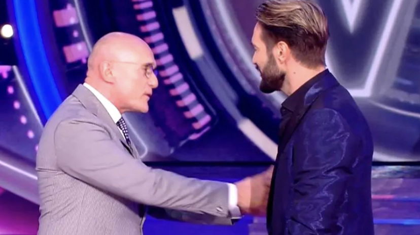 Alfonso Signorini, Alex Belli spiega: “Ecco perché io e lui abbiamo discusso” preview