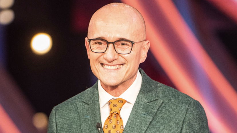 Alfonso Signorini fa il colpaccio: ospite big a sorpresa nella casa del GF Vip preview