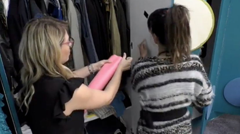 Miriana Trevisan e Manila parlano in codice, ma vengono beccate nell’armadio preview