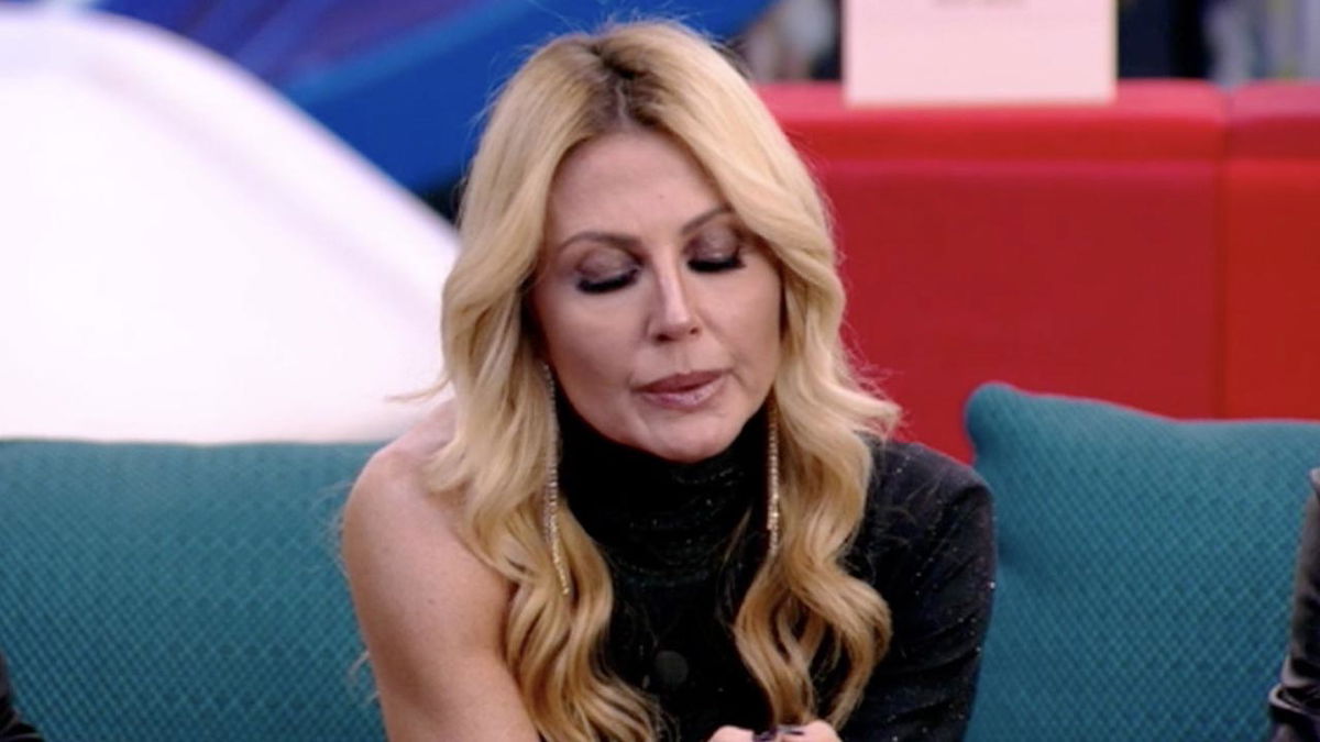 Nathaly Caldonazzo preoccupata per le cose dette: “Lunedì mi squalificano” article-post