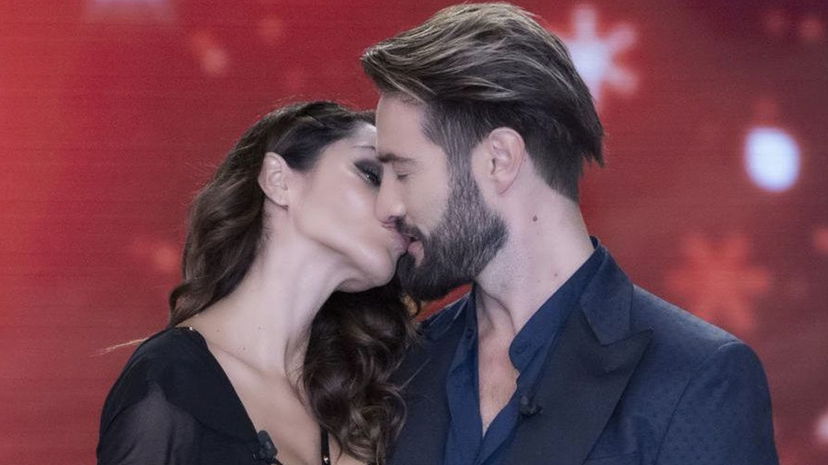 Alex Belli e Delia, lei fa una rivelazione: “Ecco un’altra coppia vip che pratica l’amore libero” preview
