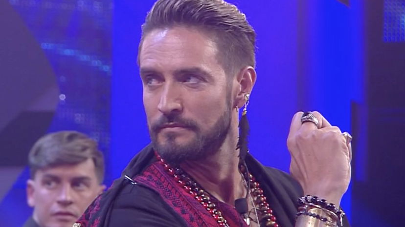 Alex Belli, durissimo attacco di un’ex gieffina: “Pazzo, è una M di uomo” preview