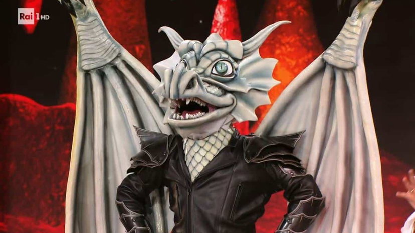 Drago eliminato a Il Cantante Mascherato: ecco chi c’era sotto la maschera preview