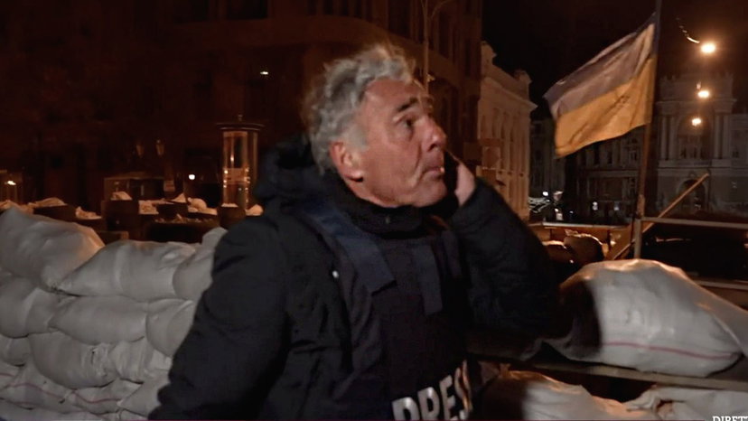 Massimo Giletti in Ucraina, paura in diretta: “C’è un attacco, sentite i colpi” preview