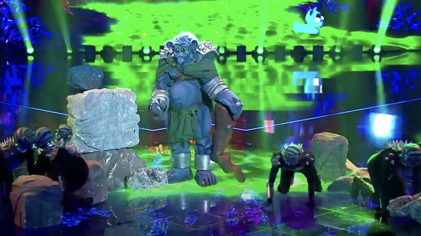 Orco canta Zitti e Buoni a Il Cantante Mascherato tedesco (nella maschera una cantante italiana?) preview