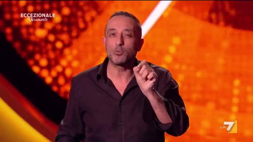 Zelig caccia un comico dopo un’orrenda battuta su Carol Maltesi preview