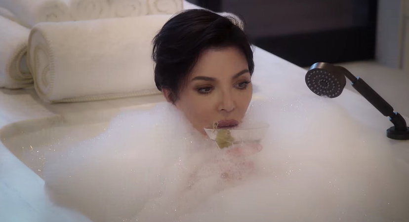 Chiuso un reality, ne aprono un altro: la famiglia Kardashian debutta con un nuovo show sulla loro vita preview