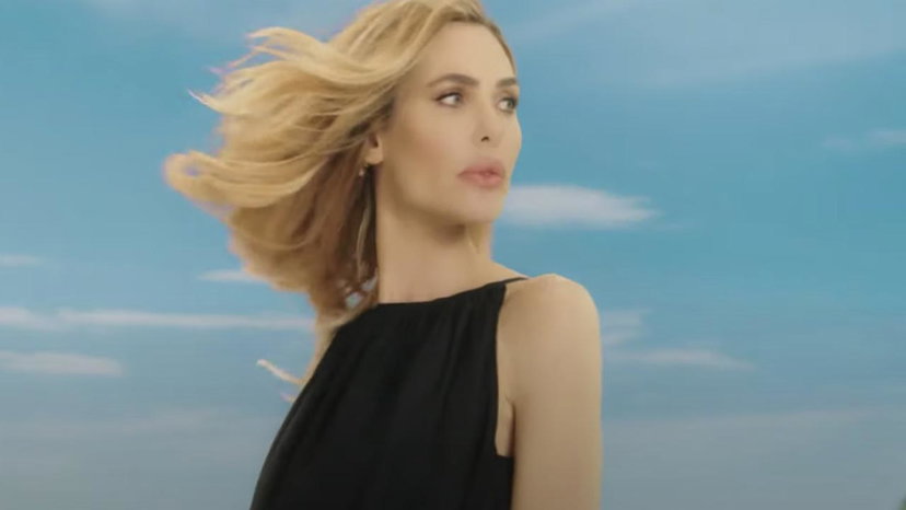 L’Isola dei Famosi: i due promo tv, il cast completo e gli opinionisti preview