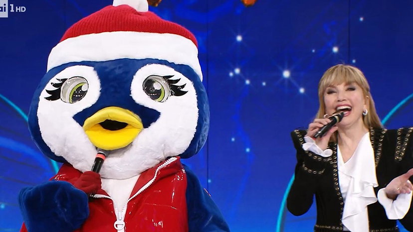 Pinguino eliminato a Il Cantante Mascherato: ecco chi c’era sotto la maschera preview