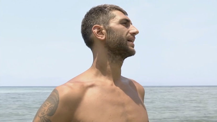 Jeremias, la madre e la sorella spiegano perché crolla nei reality preview