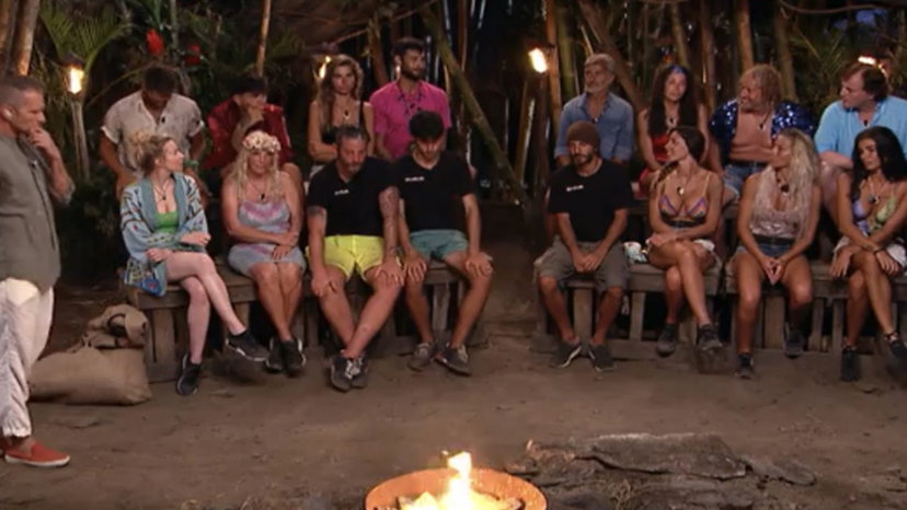 Marco Senise, il fuori onda dove viene attaccato da 3 naufraghi preview