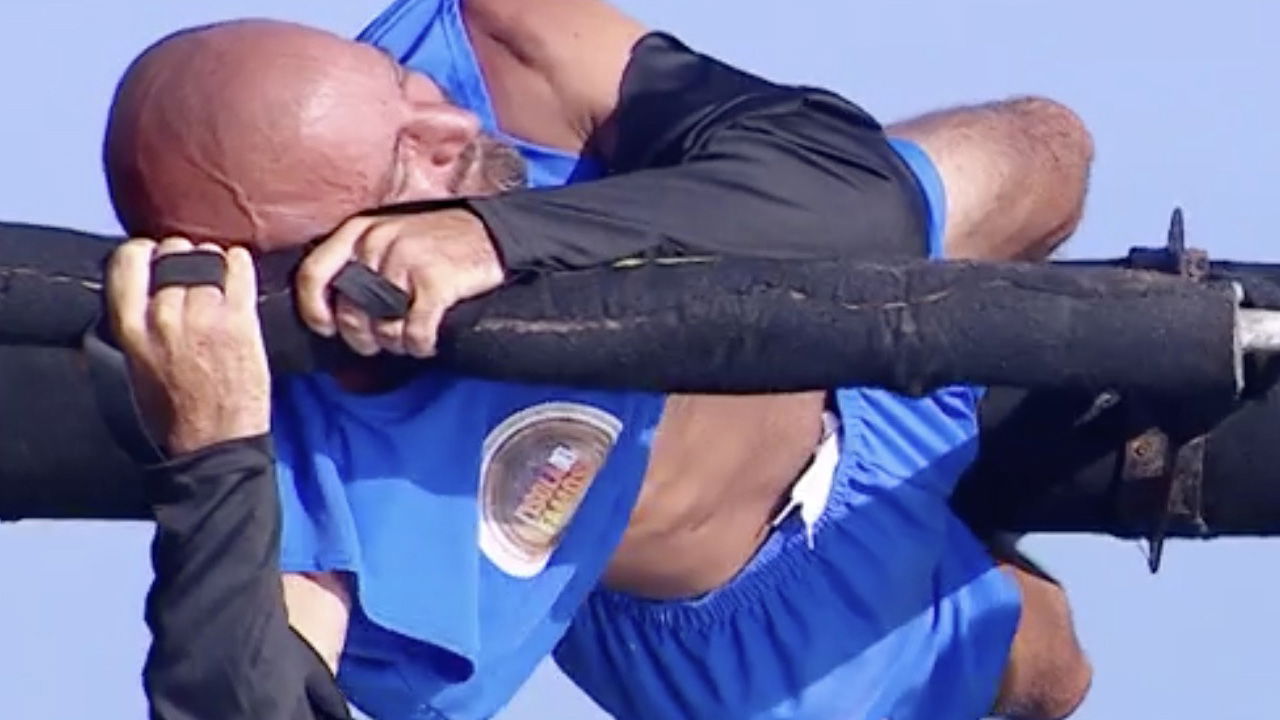Nicolas Vaporidis fa la prova del Girarrosto