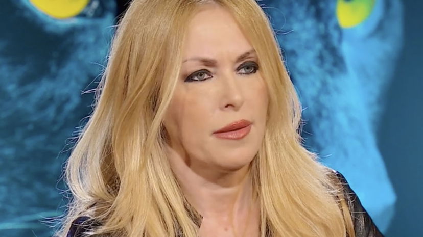 Roberta Bruzzone: l’enorme cifra che le hanno offerto per averla al GF Vip e L’Isola preview