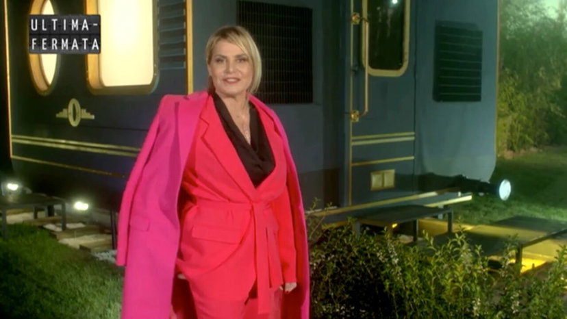 Simona Ventura parla degli ascolti di Ultima Fermata preview
