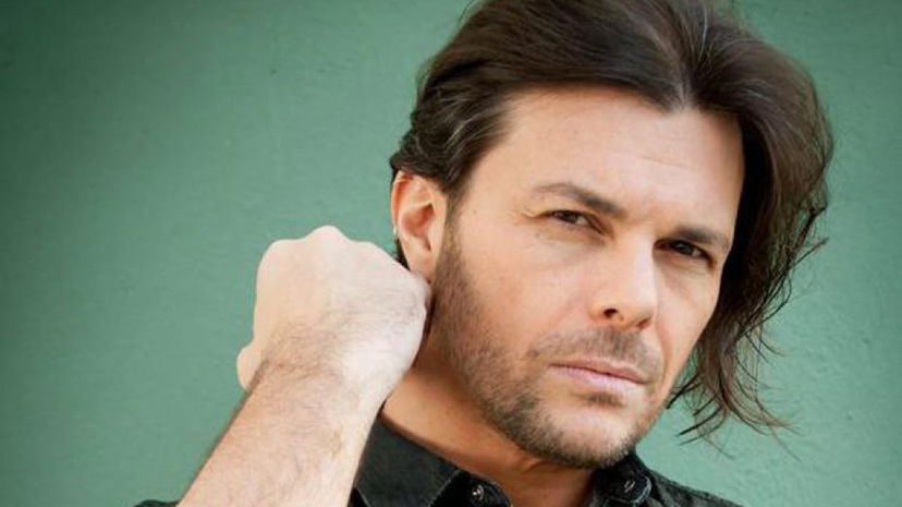 Gianluca Grignani svela se lo vedremo a Sanremo nel 2023 e chi sono i cantanti giovani che apprezza preview