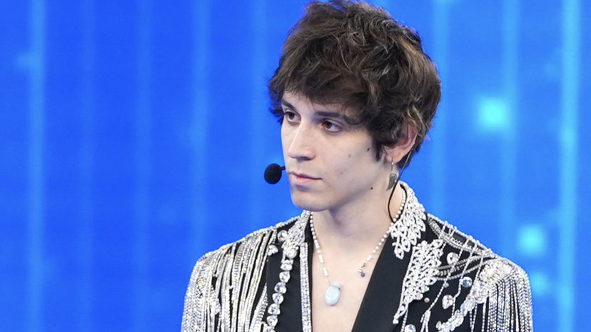 Alex Wyse dopo Amici riceve un’importante offerta da un cantante famoso preview