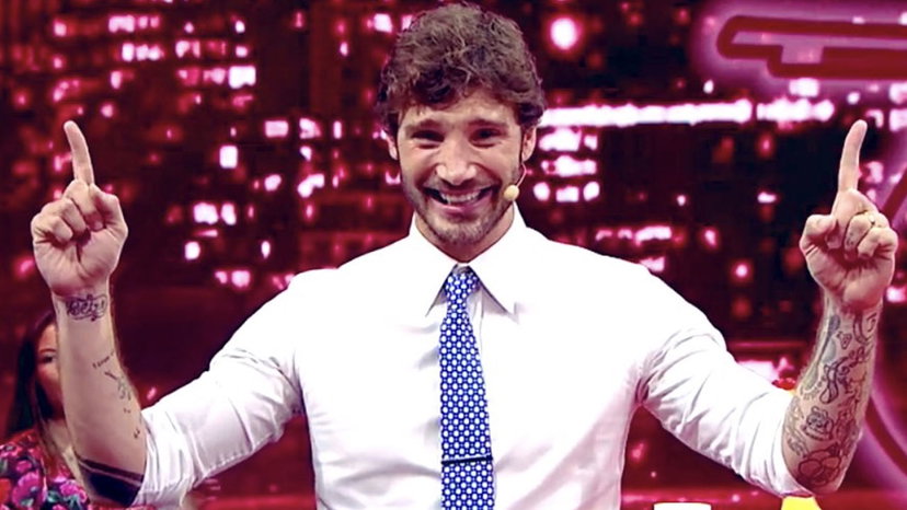 De Martino alla conduzione di un nuovo programma in coppia con una collega preview