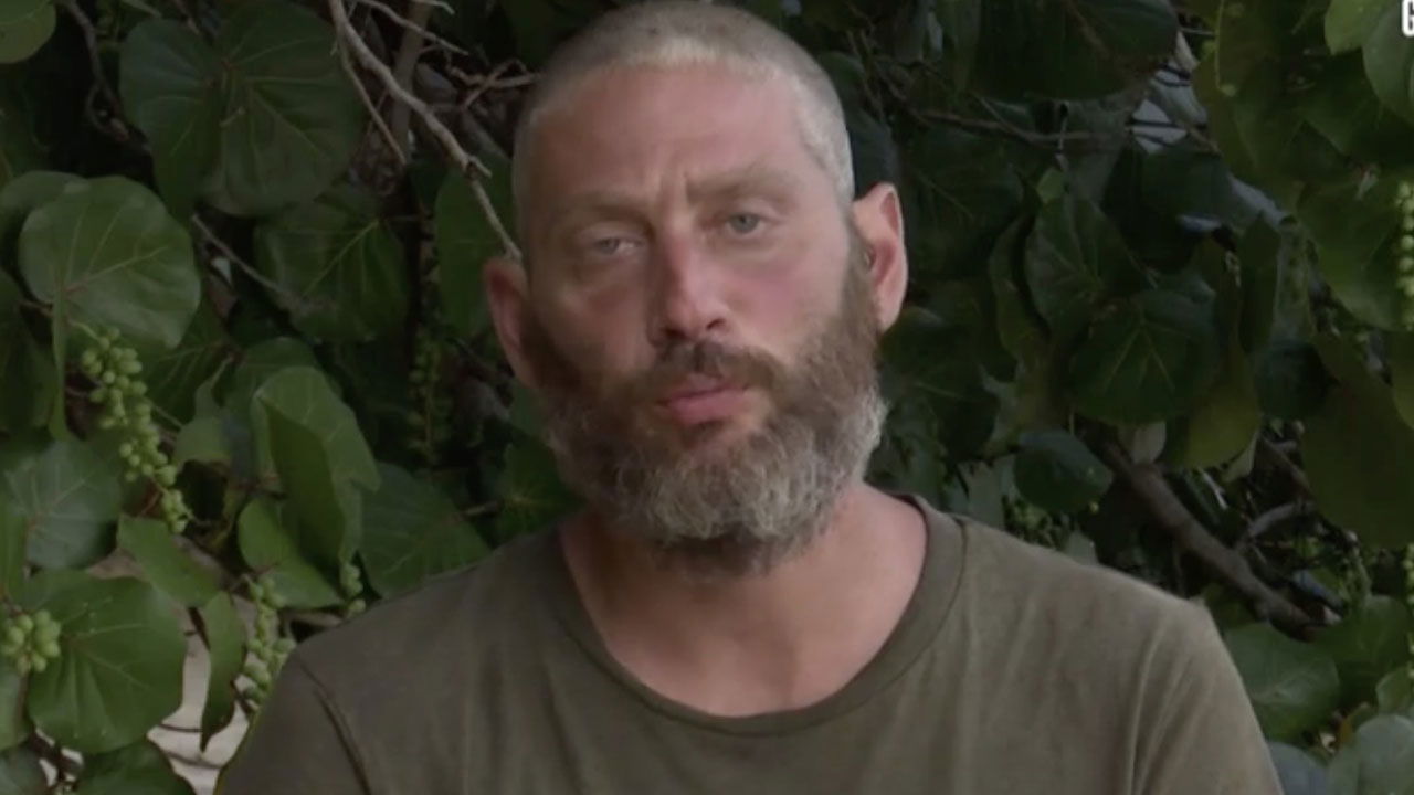 Edoardo si arrabbia con la produzione de L'Isola