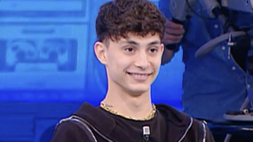 Nunzio Stancampiano torna ad Amici in maniera particolare preview