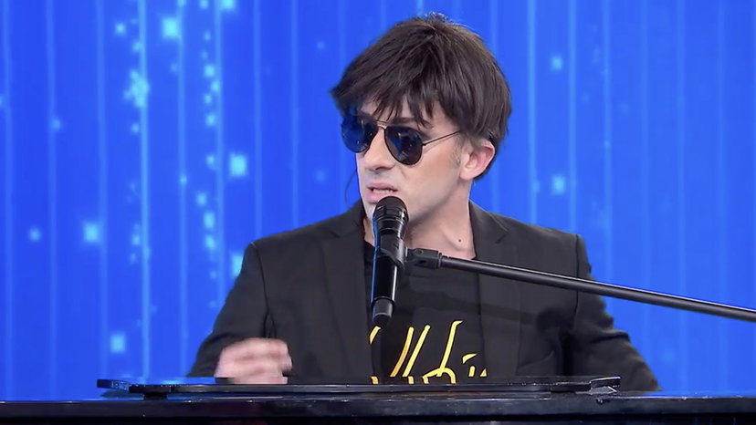 Ultimo, la sua reazione all’imitazione fatta ad Amici preview