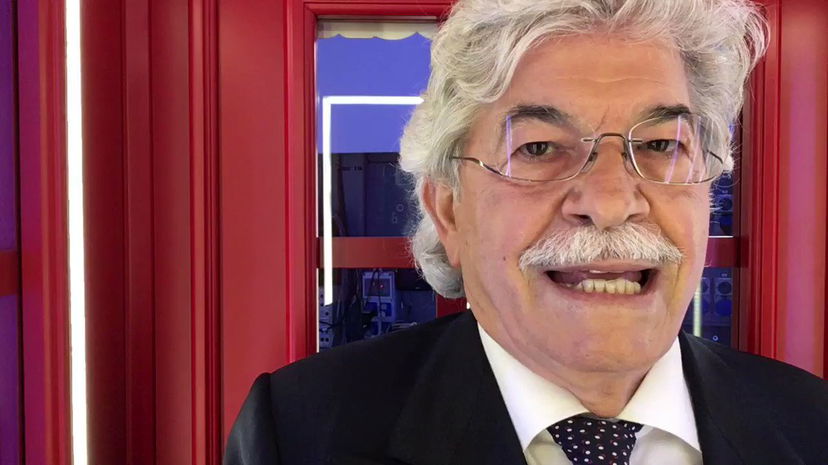 Antonio Razzi verso il Grande Fratello Vip: “Alfonso prendimi non te ne pentirai” preview