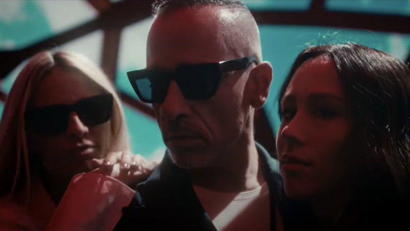 Michelle Hunziker e Aurora nel nuovo video di Eros Ramazzotti: “Sempre amore tra noi” preview