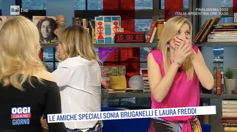 Sonia Bruganelli in Rai dice una cosa che non avrebbe potuto: “Scusate, a Mediaset si può dire!” preview