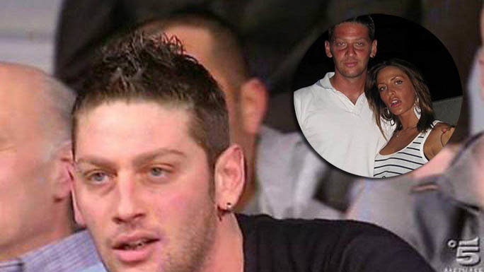 Edoardo Tavassi, quando nel 2011 era un complottista ed accusava il Grande Fratello preview