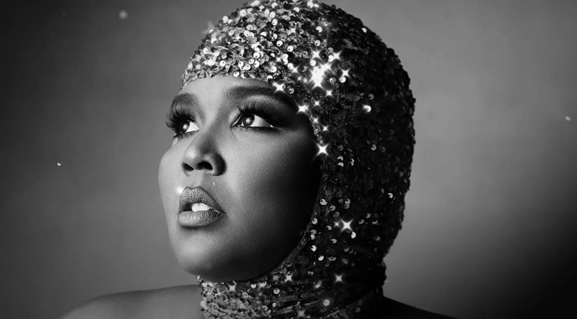 Lizzo costretta a cambiare il testo di una sua canzone dopo una polemica preview