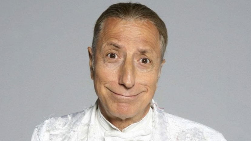 Pippo Franco ricoverato in gravissime condizioni: “Pregate per lui” preview